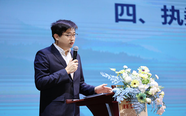 20230204何维_副本.jpg 20230204何维_副本.jpg