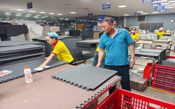 越南2.jpg 越南2.jpg